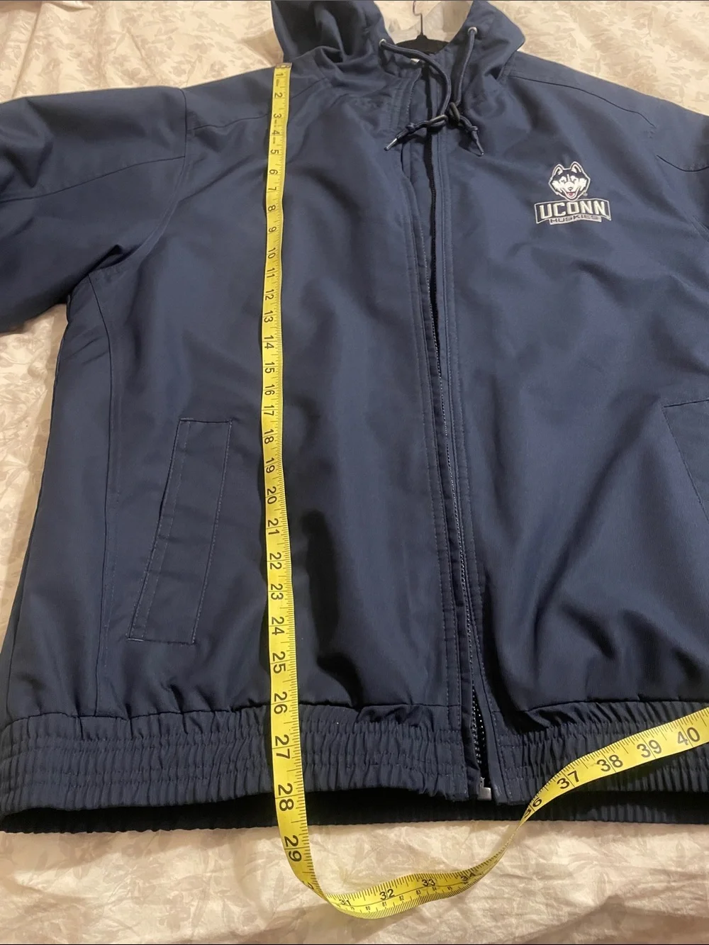 Champion Navy Hooded UConn lined Windbreaker Jacket ncaa basketball